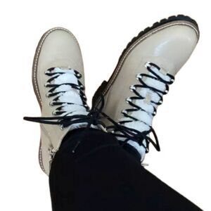 Women's Ankle hiking taupe Colored Boots sz 9